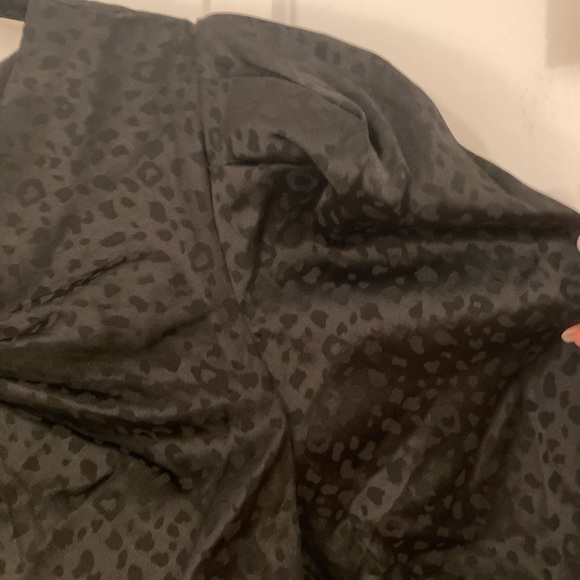 NWT Ronny Kobo BLACK NOT BLUE leopard silk bow cut out top size small $358 - Picture 11 of 15